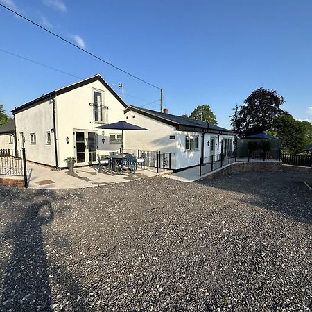 Finwood Green Farm Holiday Cottages-The Calf Shed And The Milk Parlour Henley-in-Arden Camera foto