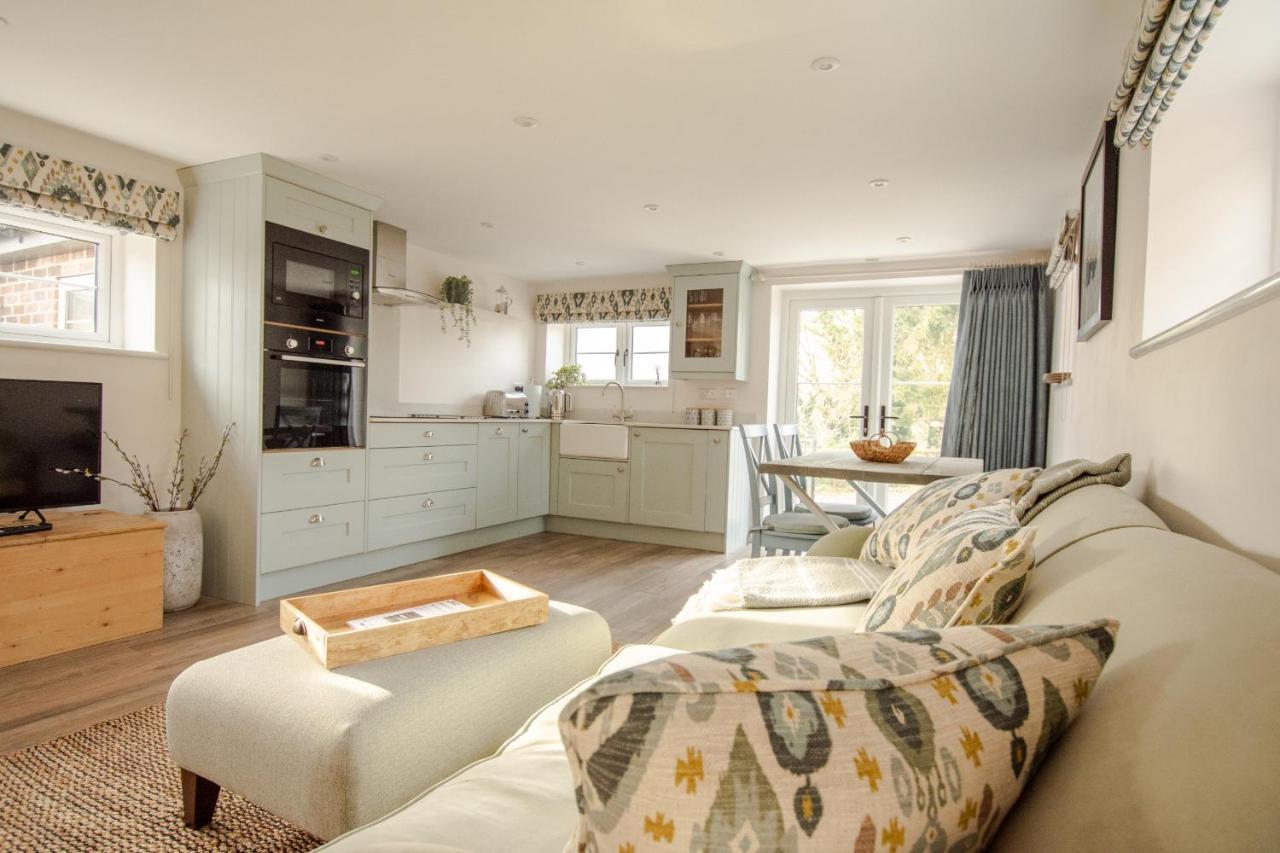 Finwood Green Farm Holiday Cottages-The Calf Shed And The Milk Parlour Henley-in-Arden Esterno foto
