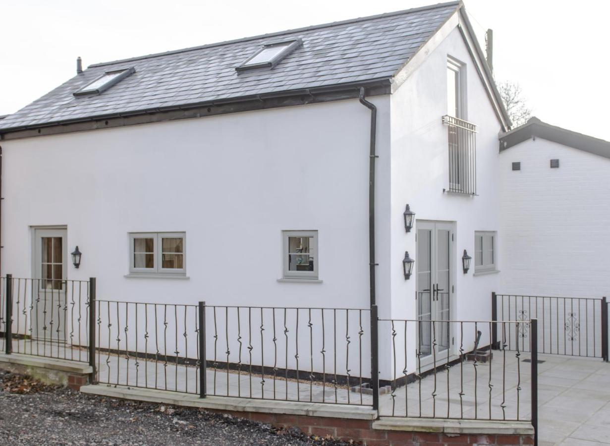 Finwood Green Farm Holiday Cottages-The Calf Shed And The Milk Parlour Henley-in-Arden Esterno foto